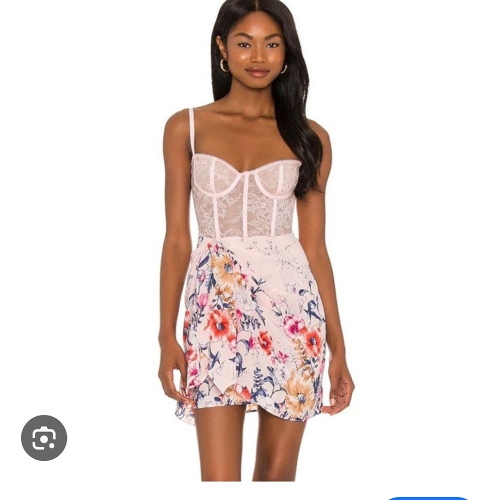Katie May Man Whisperer Blush Mini Size Small NWT